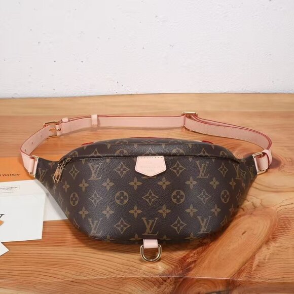 Louis Vuitton Accessories - Louis Vuitton Women’s Belt